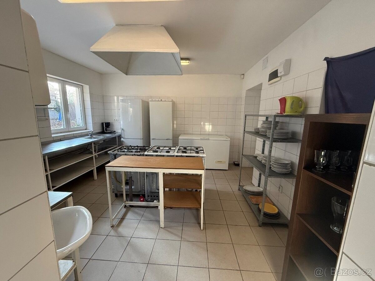 Pronájem ostatní - Klecany, 250 67