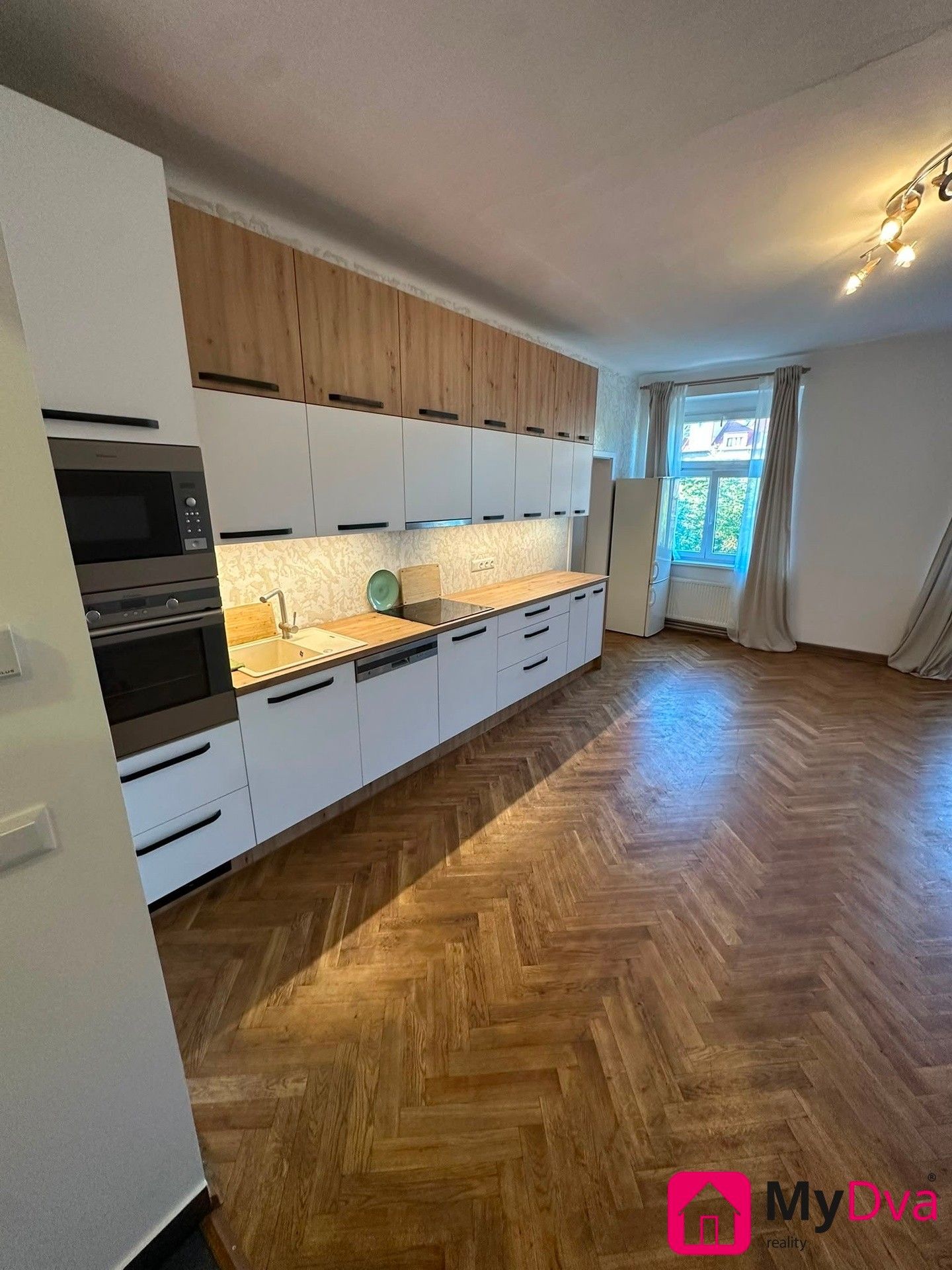 2+kk, U kněžské louky, Praha, 80 m² - 2