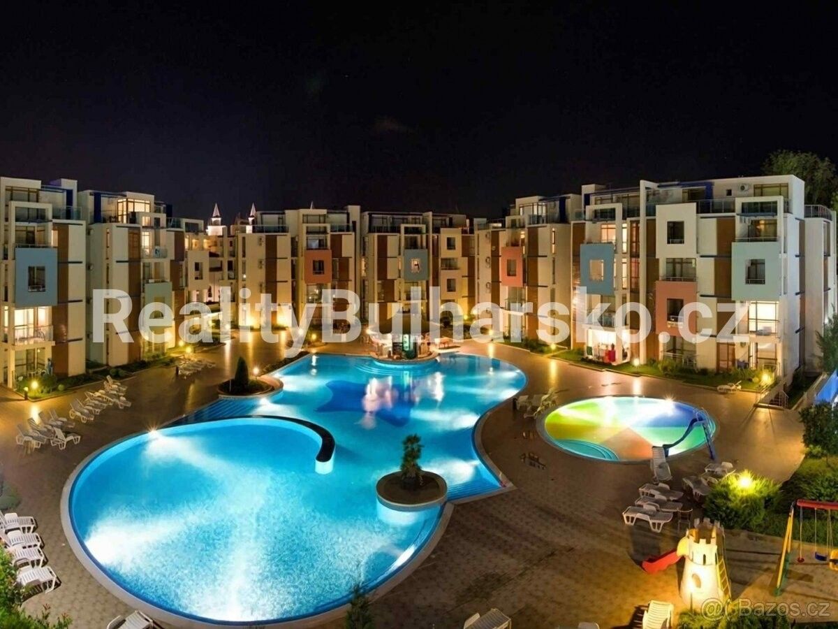 Byty, 987 66, Zahraničí