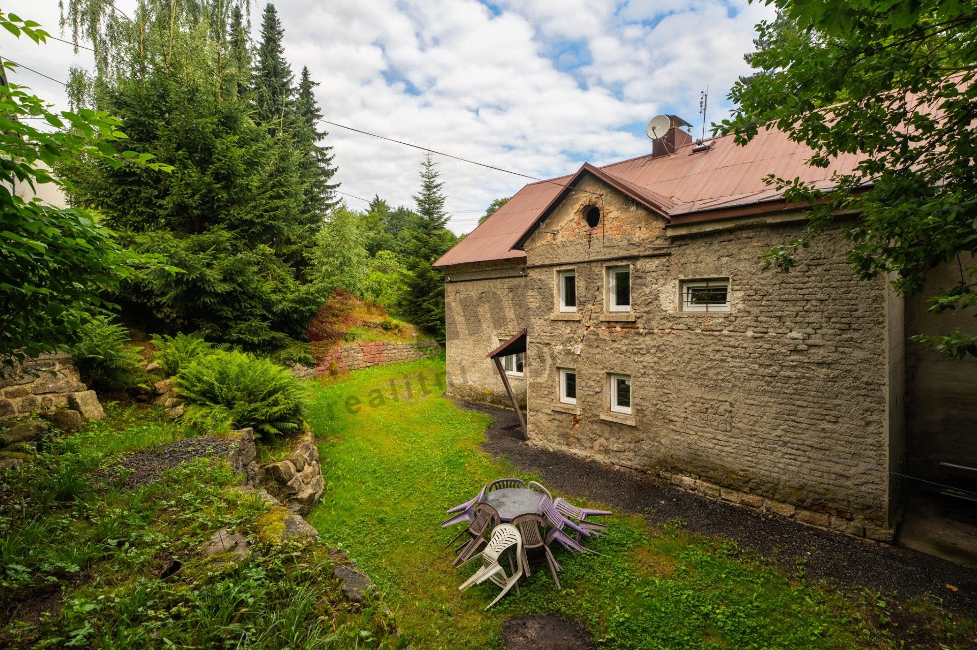 Ubytovací zařízení · 370 m² · Hlavní, Smržovka - 4