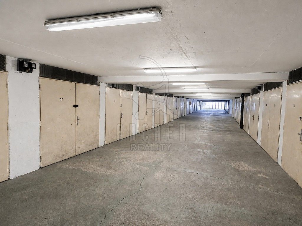 Nemovitost · 18 m² · Praha - Modřany, okres Praha 12, Hlavní město Praha - 3
