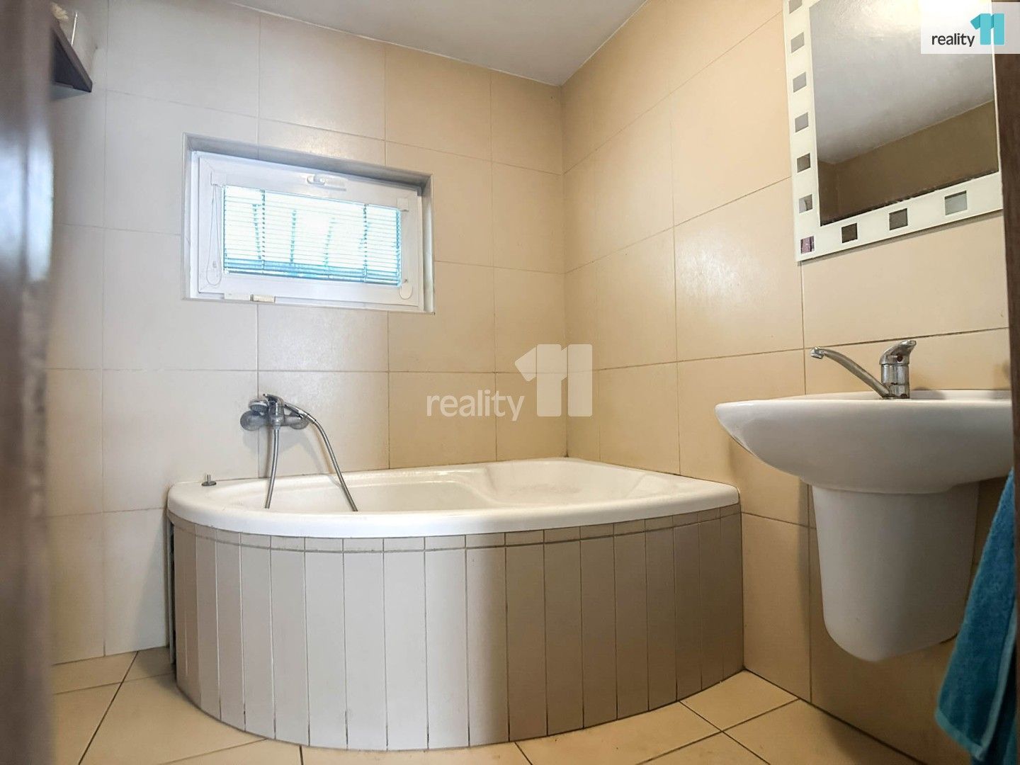 Prodej rodinný dům - U Potoka, Zlín, 160 m² - 5