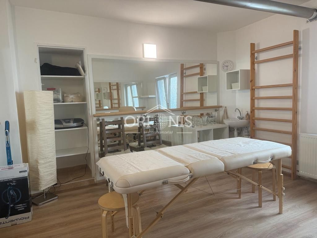 Pronájem komerční - Na Příkopech, Chomutov, 16 m² - 5