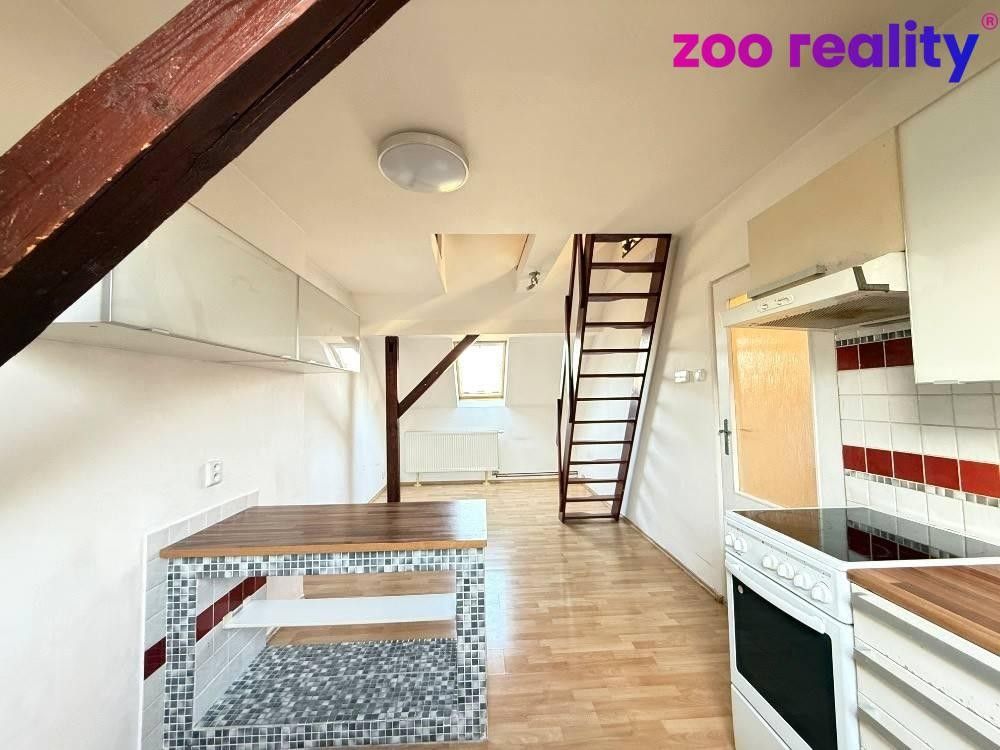 Pronájem byt 2+kk - Školní 1903, Chomutov, 48 m² - 5