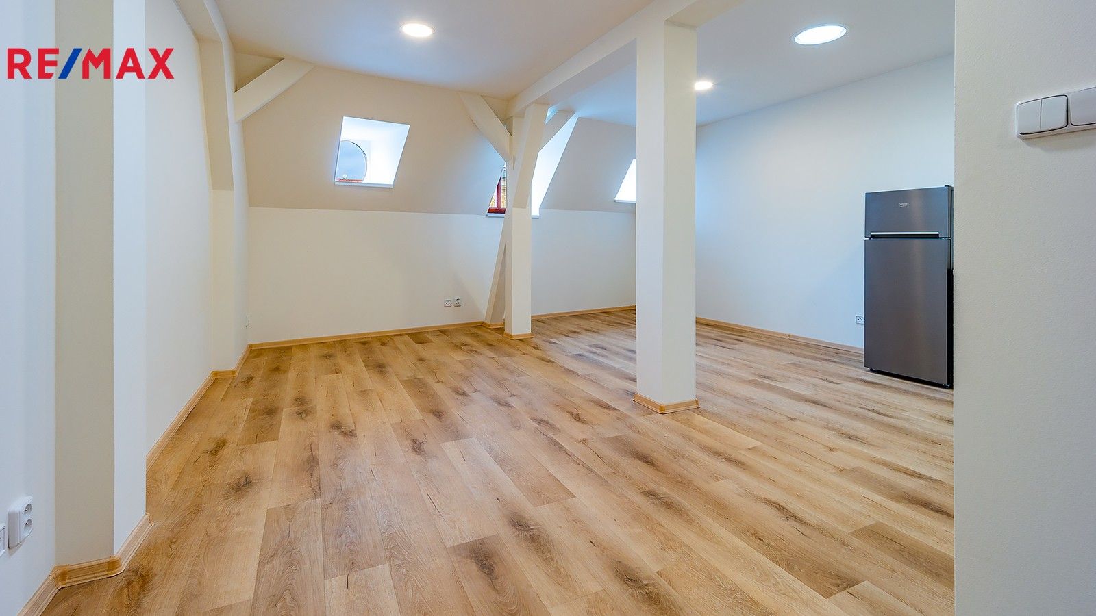 Prodej byt 2+1 - Škroupovo náměstí, Česká Lípa, 75 m²