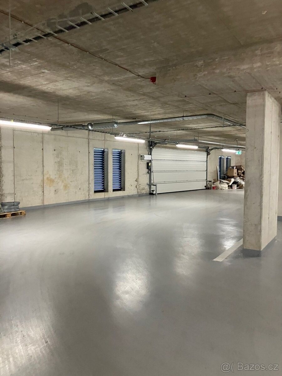 Pronájem garáž - České Budějovice, 370 01