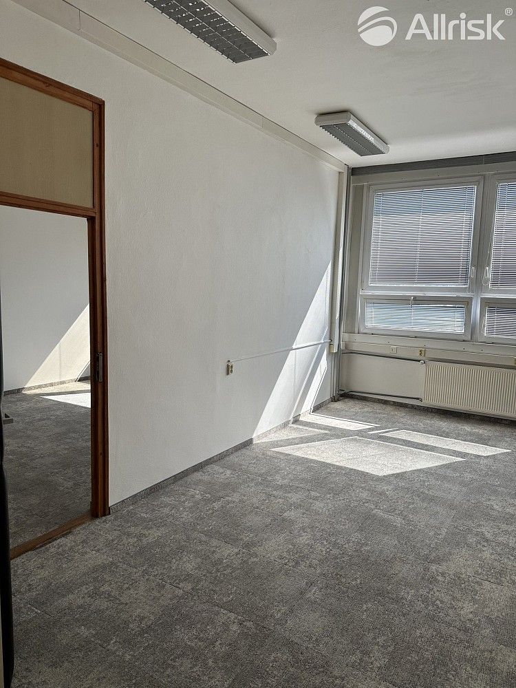 Pronájem kancelář - České Budějovice - České Budějovice 4, Jihočeský kraj, 45 m² - 5