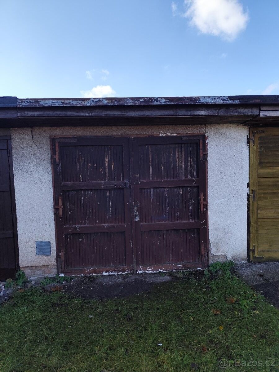 Garáže, Trutnov, 541 01