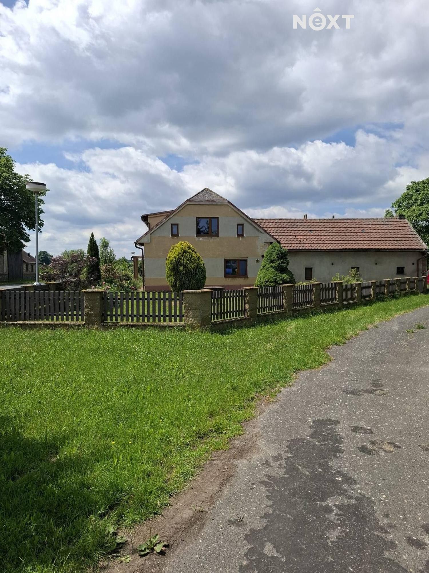 Rodinné domy, Červené Janovice, 322 m² - 1
