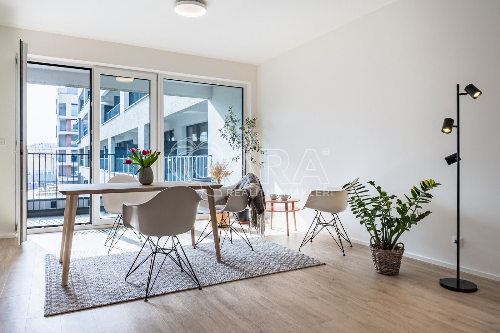 Pronájem byt 1+kk - Poděbradská 1197, Praha, 39 m²