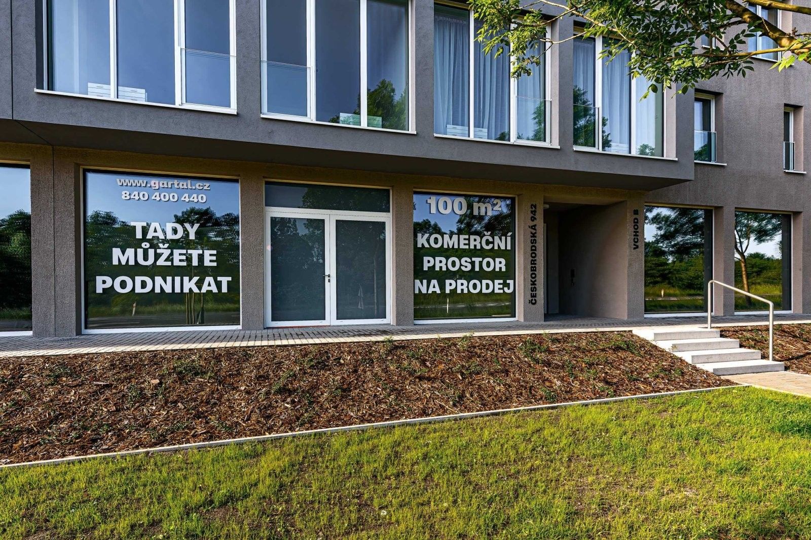 Obchodní prostory, 100 m²