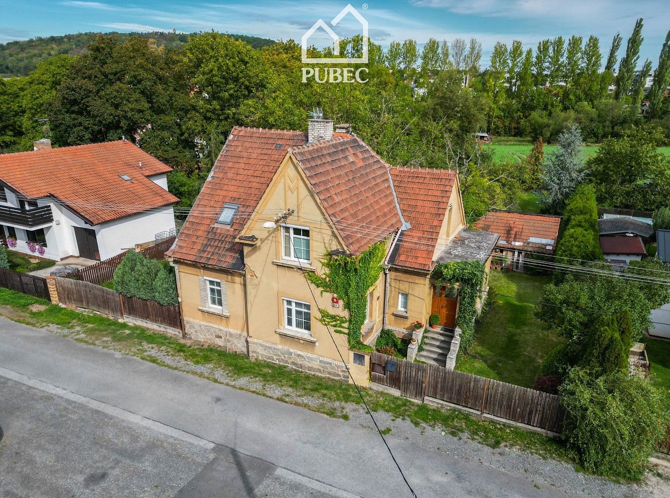Rodinné domy, Plzeň - Újezd, okres Plzeň-město, Plzeňský kraj, 198 m² - 1