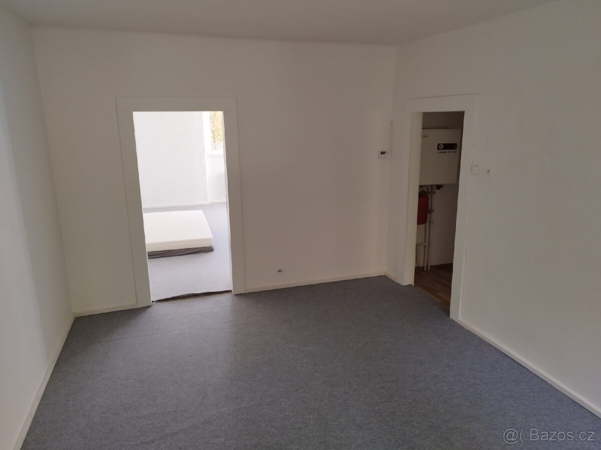 Byt · 68 m² · Karlovy Vary, 360 01 - 4