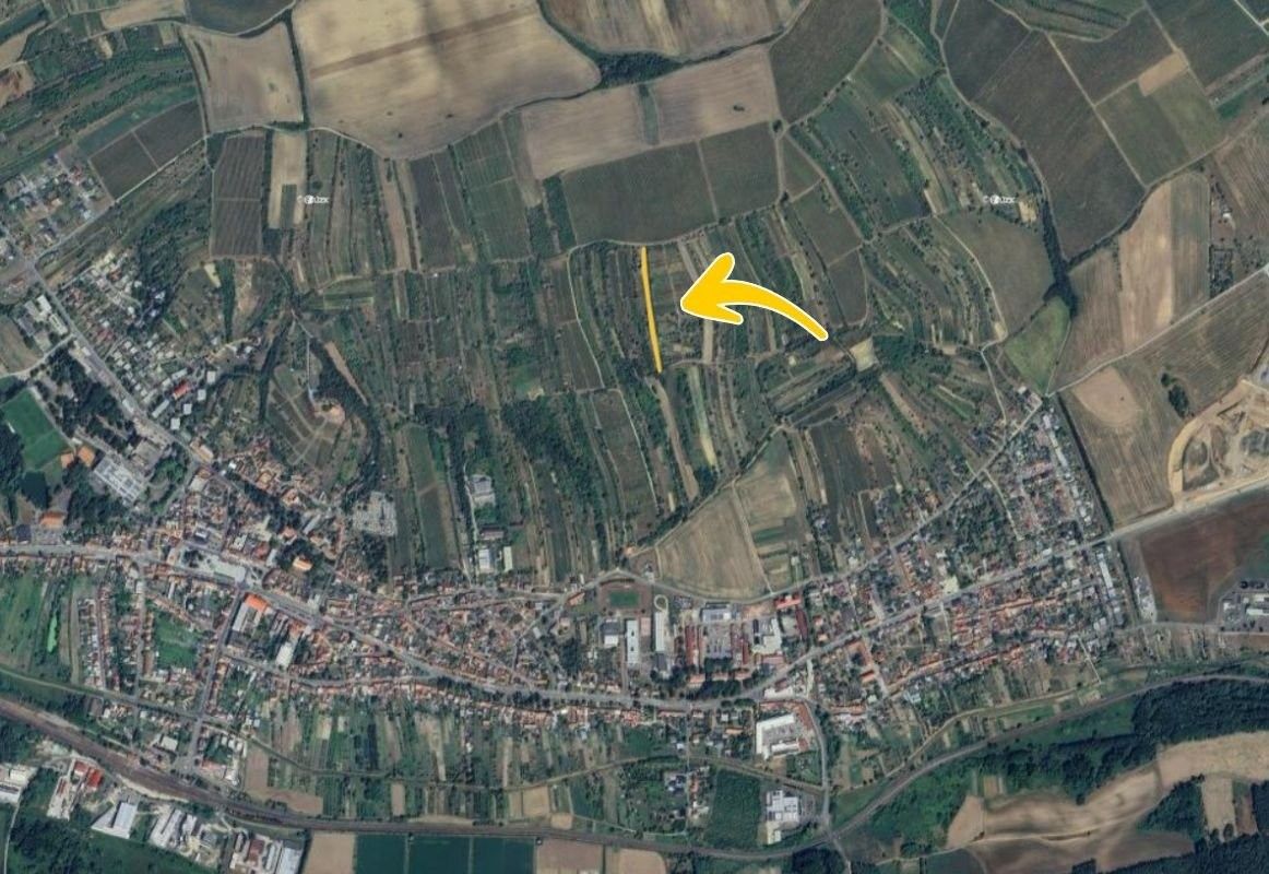 Pronájem pozemek - Bzenec, 404 m²