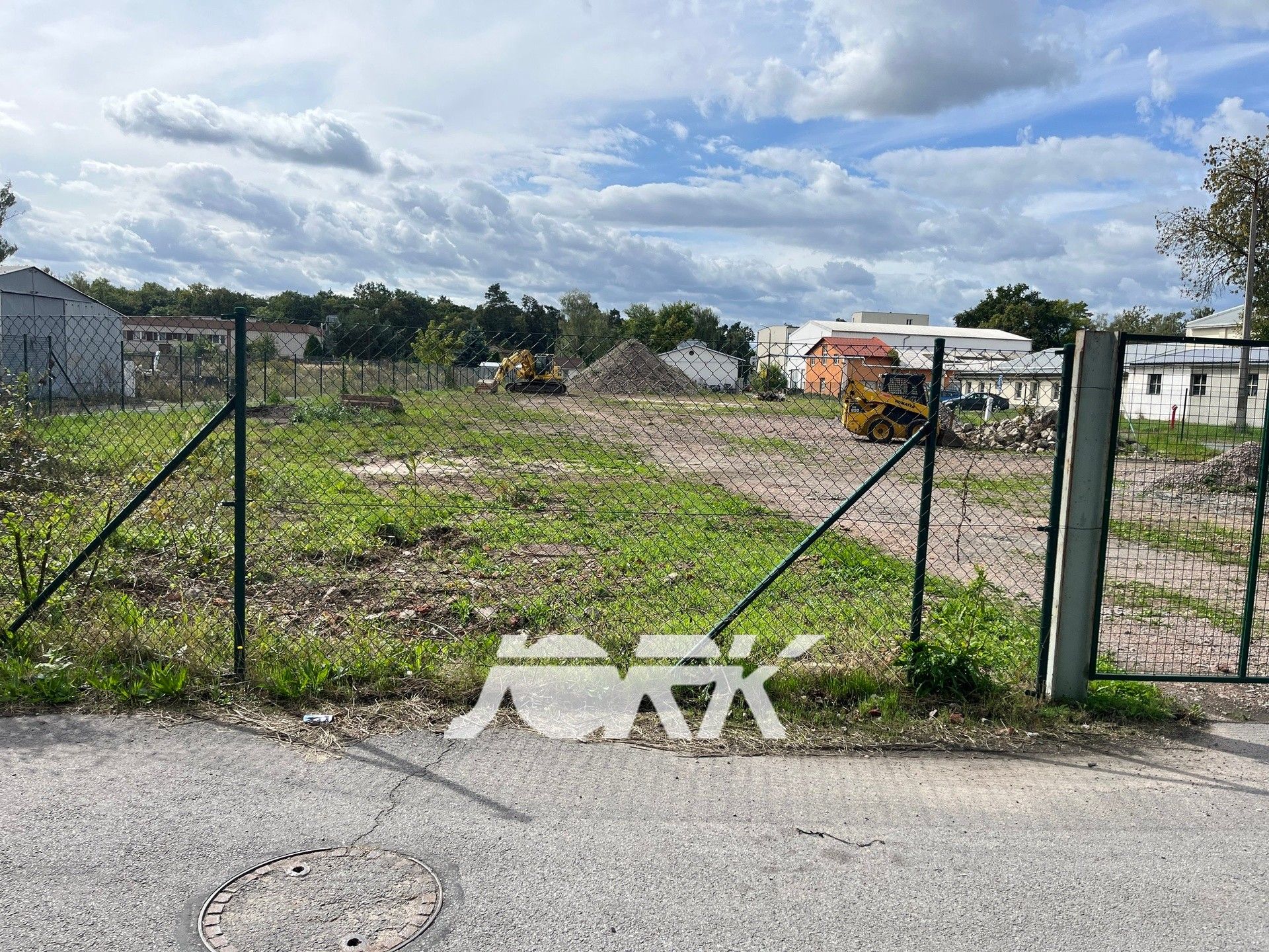 Prodej komerční pozemek - Semtín, Pardubice, 2 885 m² - 5