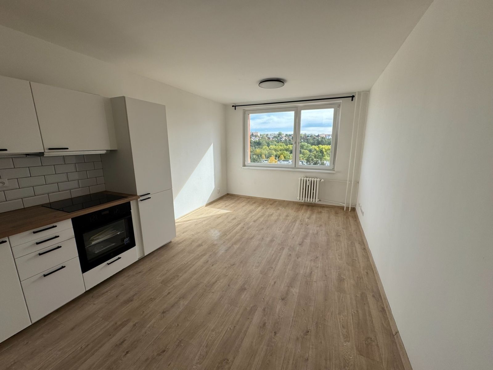 Pronájem byt 4+kk - Jordana Jovkova, Praha - Modřany, 76 m² - 5