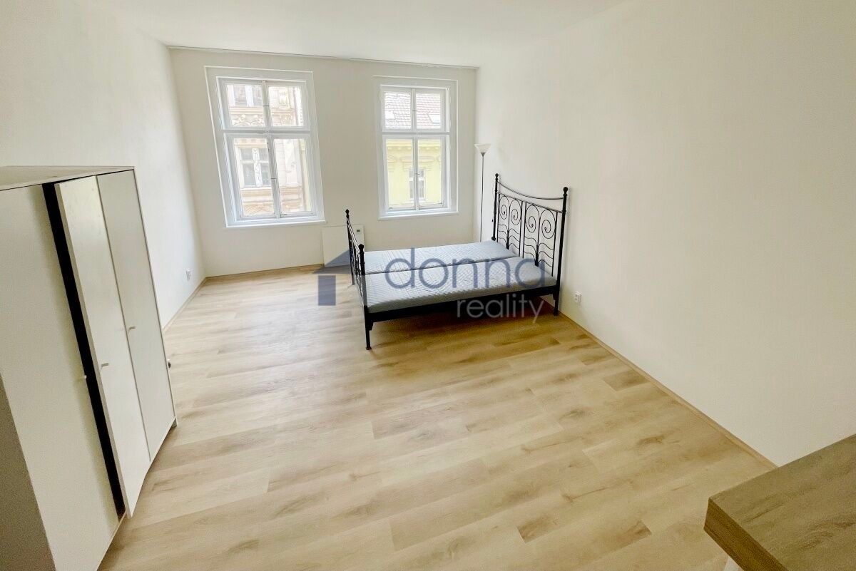 1+1, Lublaňská, Praha Nové Město, 42 m² - 1