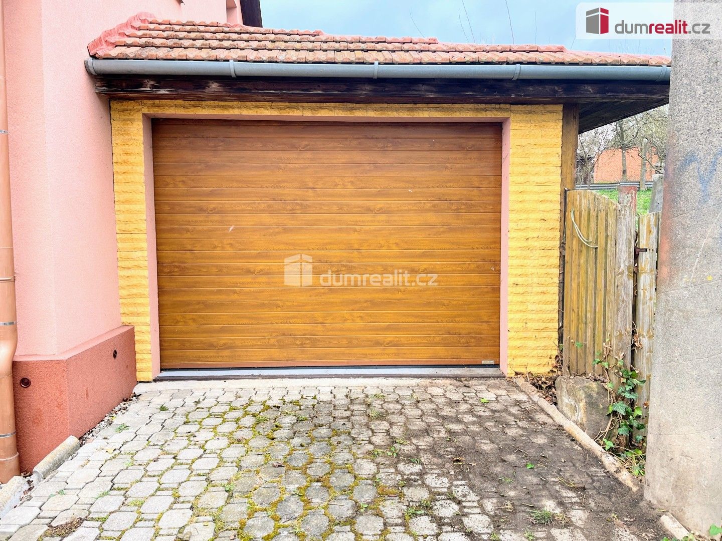 Garáže, Jižní ., Uherské Hradiště, 25 m² - 1