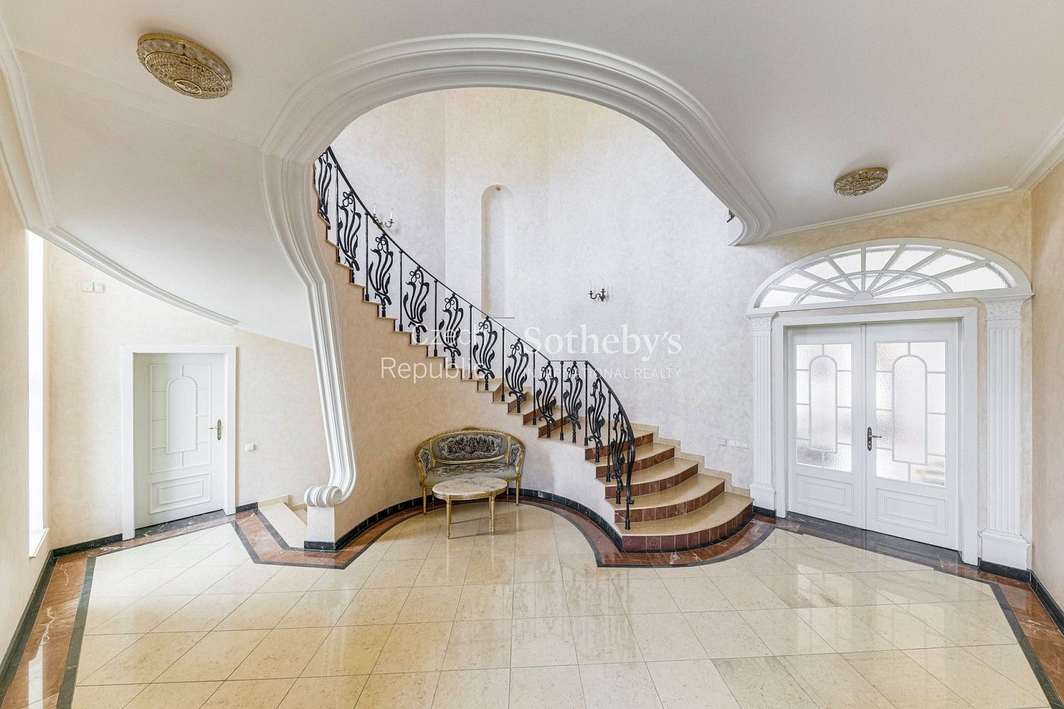 Prodej rodinný dům - Dolní Břežany, okres Praha-západ, Středočeský kraj, 975 m² - 5