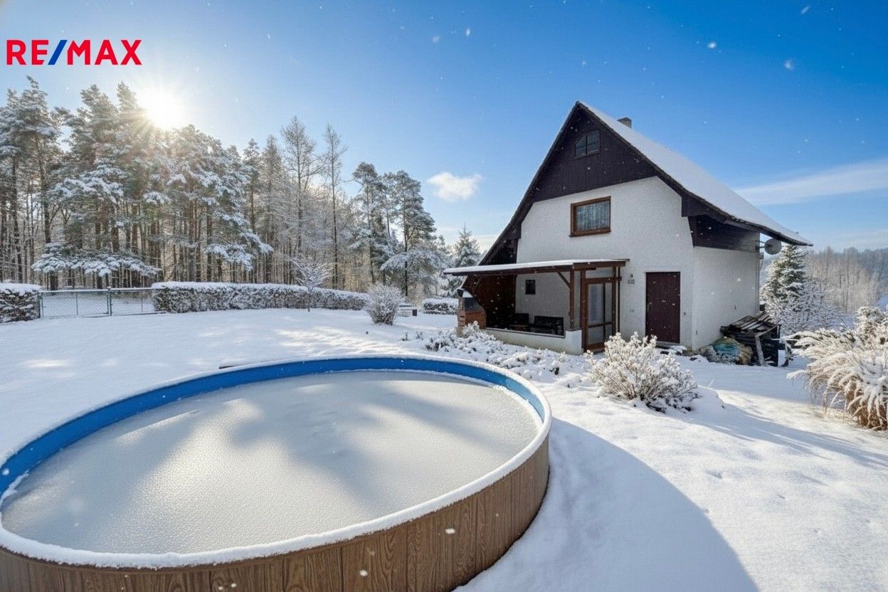 Prodej chata - Voltýřov, Klučenice, 47 m²