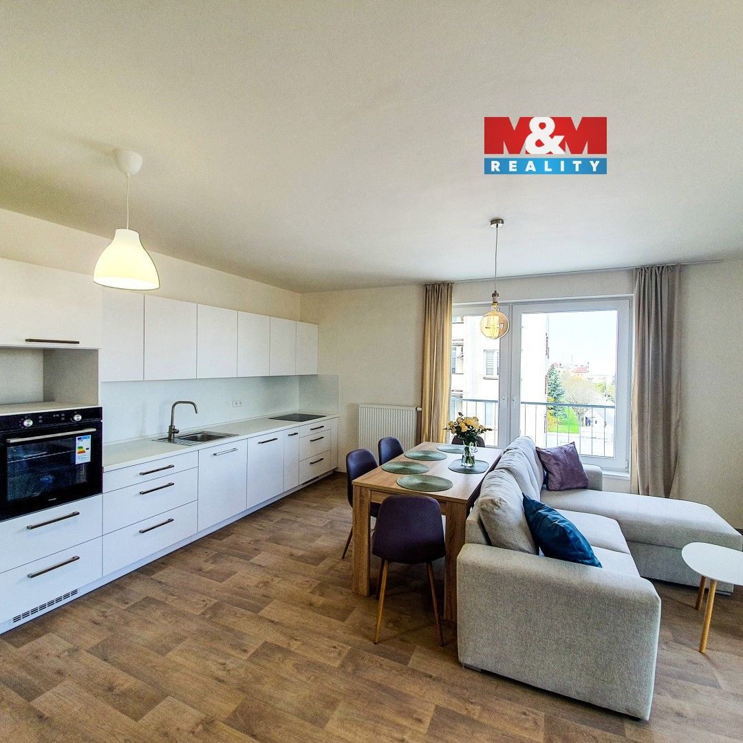 2+kk, Na Spravedlnosti, Pardubice, 66 m²