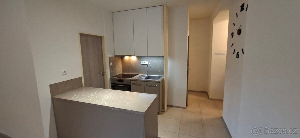 Byty, Dolní Kounice, 664 64