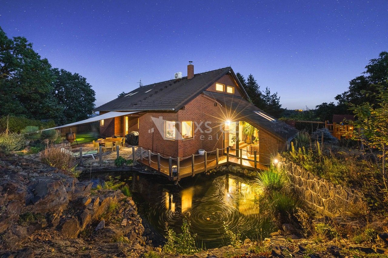 Rodinné domy, Březenec, Jirkov, 291 m² - 1