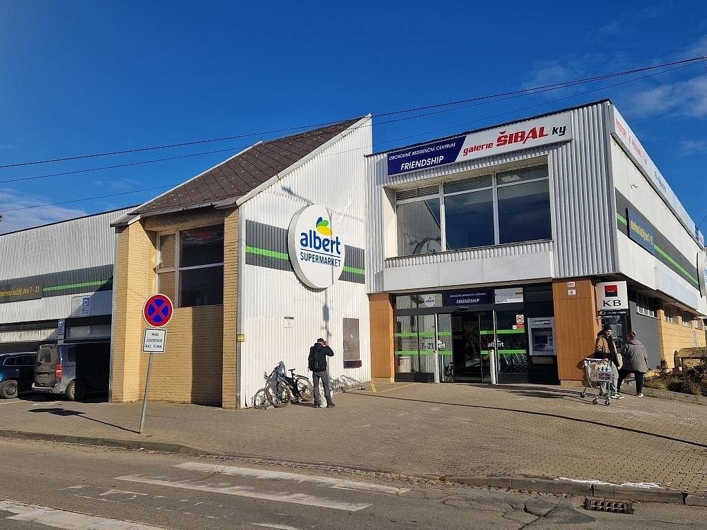 Obchodní prostory, Šlapanice, okres Brno-venkov, Jihomoravský kraj, 178 m² - 1