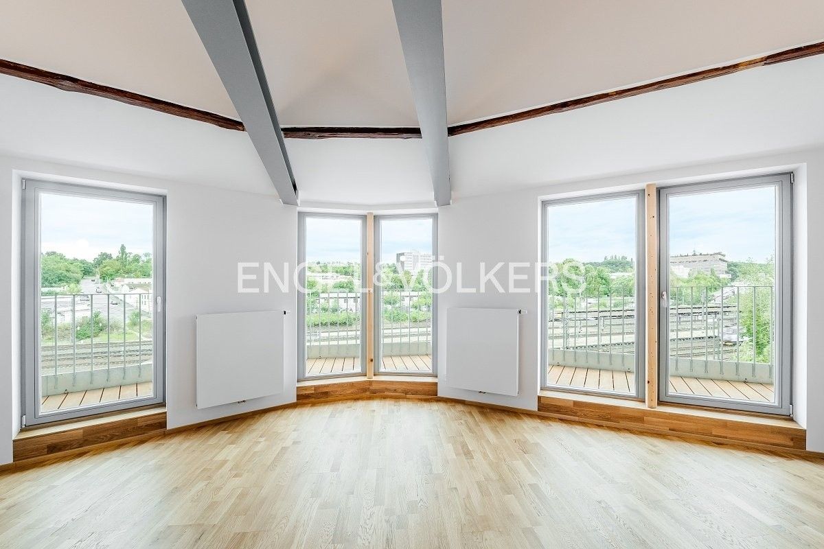 2+kk, U Harfy, Praha, 54 m²