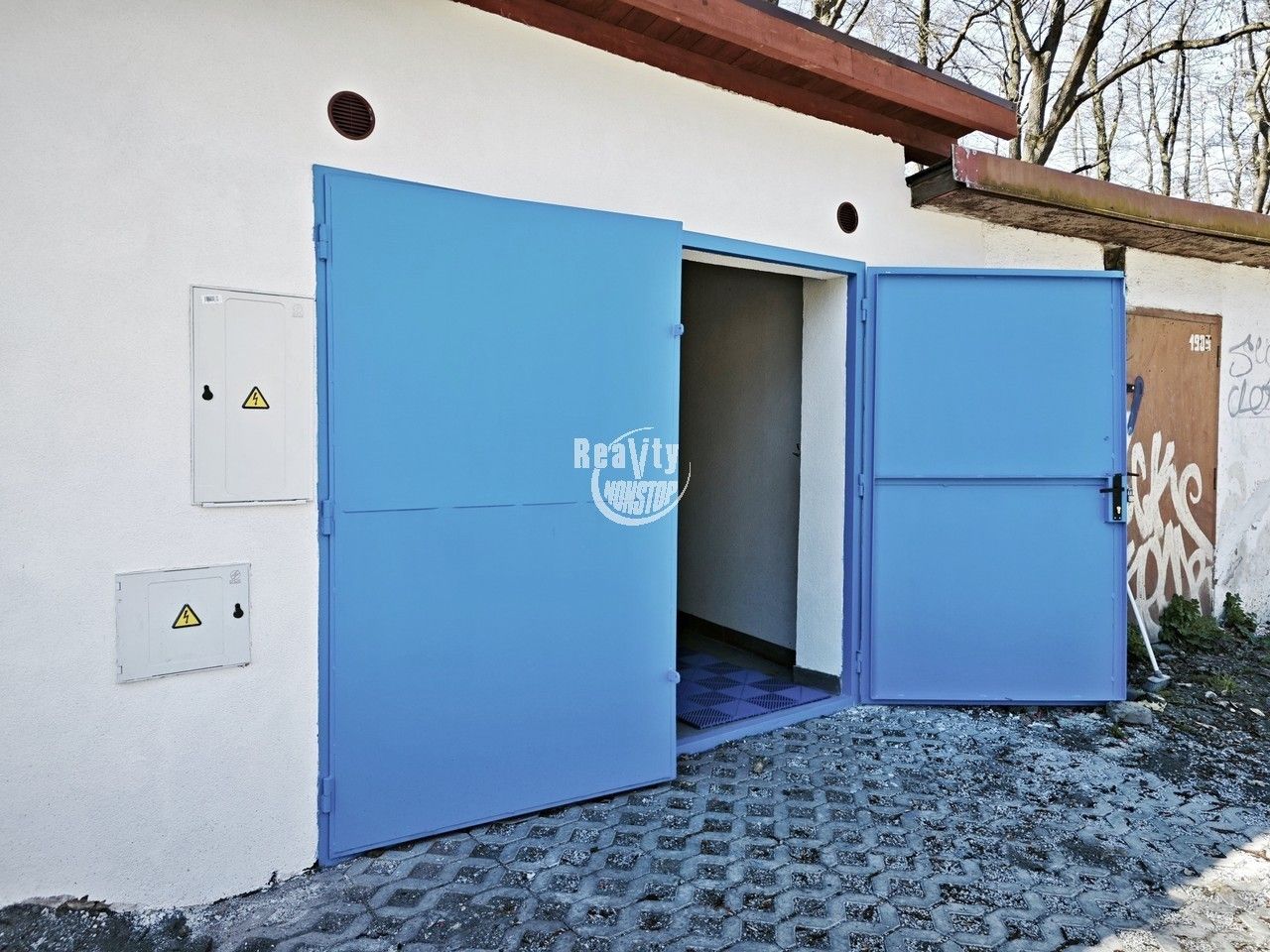 Garáže, Havlíčkova , Jihlava, 22 m² - 2