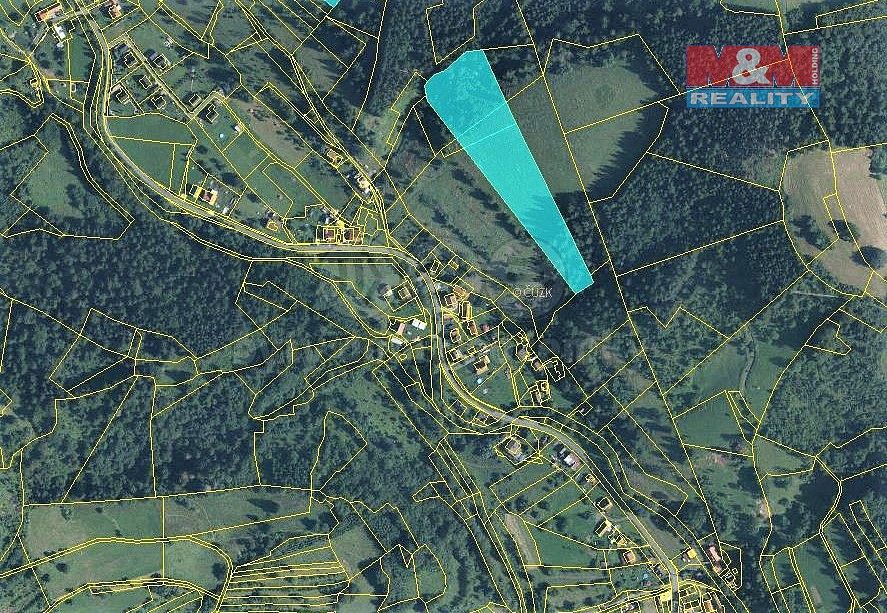Louka, 13 742 m²