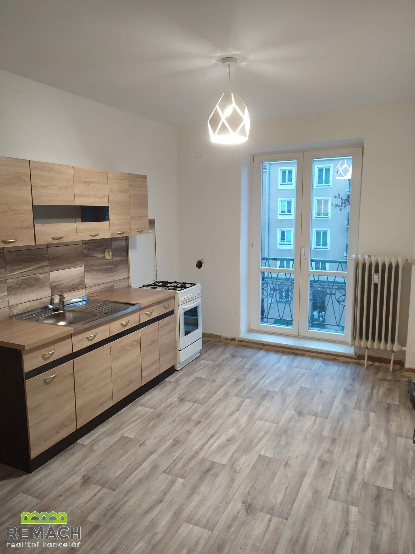 Pronájem byt 1+1 - Budovatelská, Ostrava, 39 m²