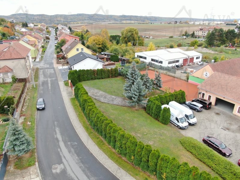Pozemek pro bydlení · 694 m² · Veverské Knínice - 3