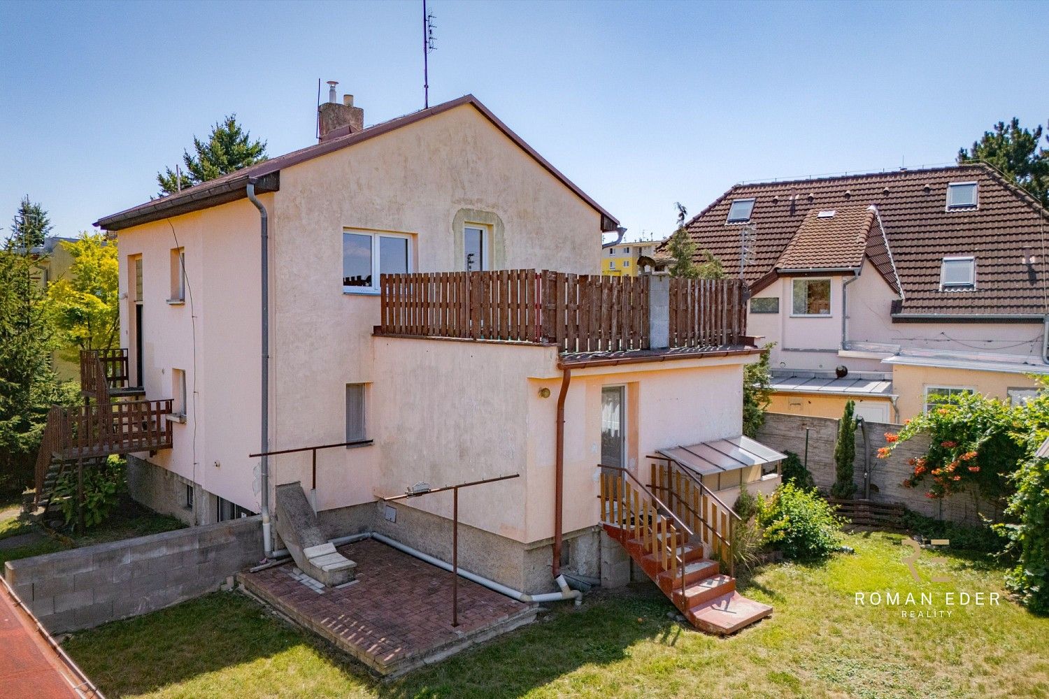 Rodinné domy, Praha - Třeboradice, okres Praha 18, Hlavní město Praha, 306 m² - 1