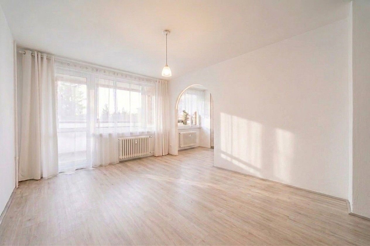 Pronájem byt 3+kk - Jažlovická, Praha - Chodov, 75 m² - 2