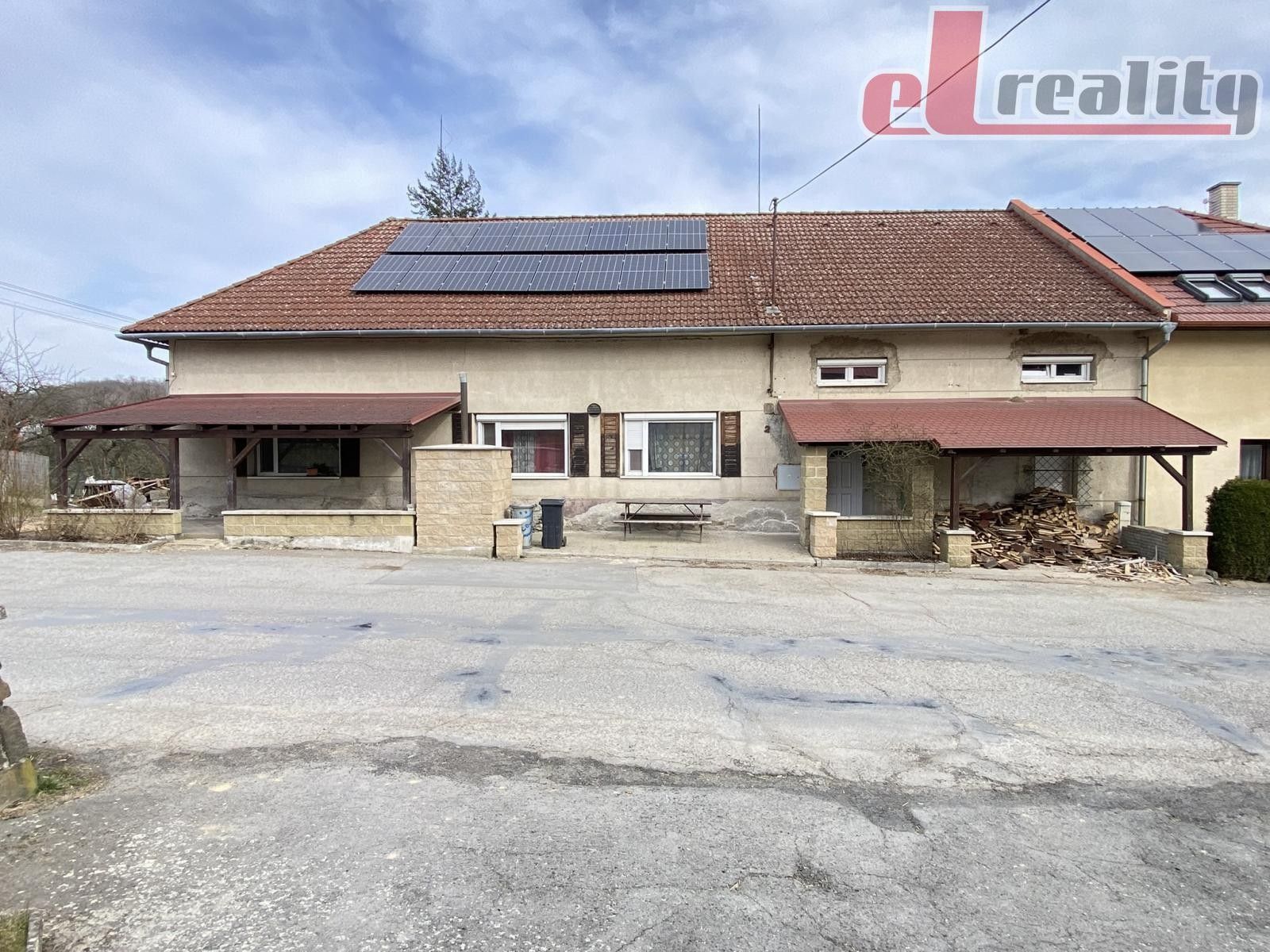 Prodej rodinný dům - Výkleky, 435 m²