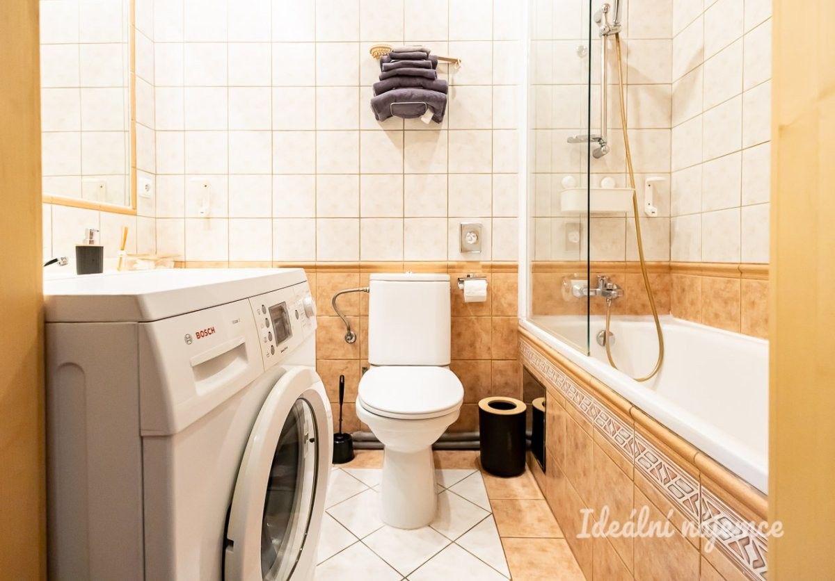 Byt 1+kk · 26 m² · Slavojova, Praha - 4