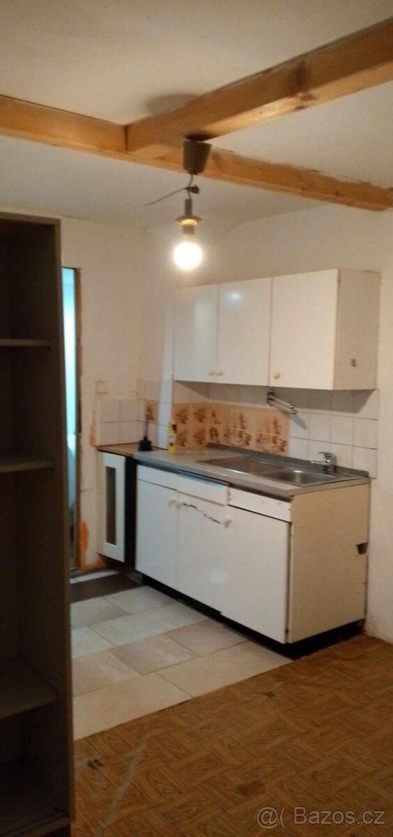 Pronájem byt - Lubná u Rakovníka, 270 36