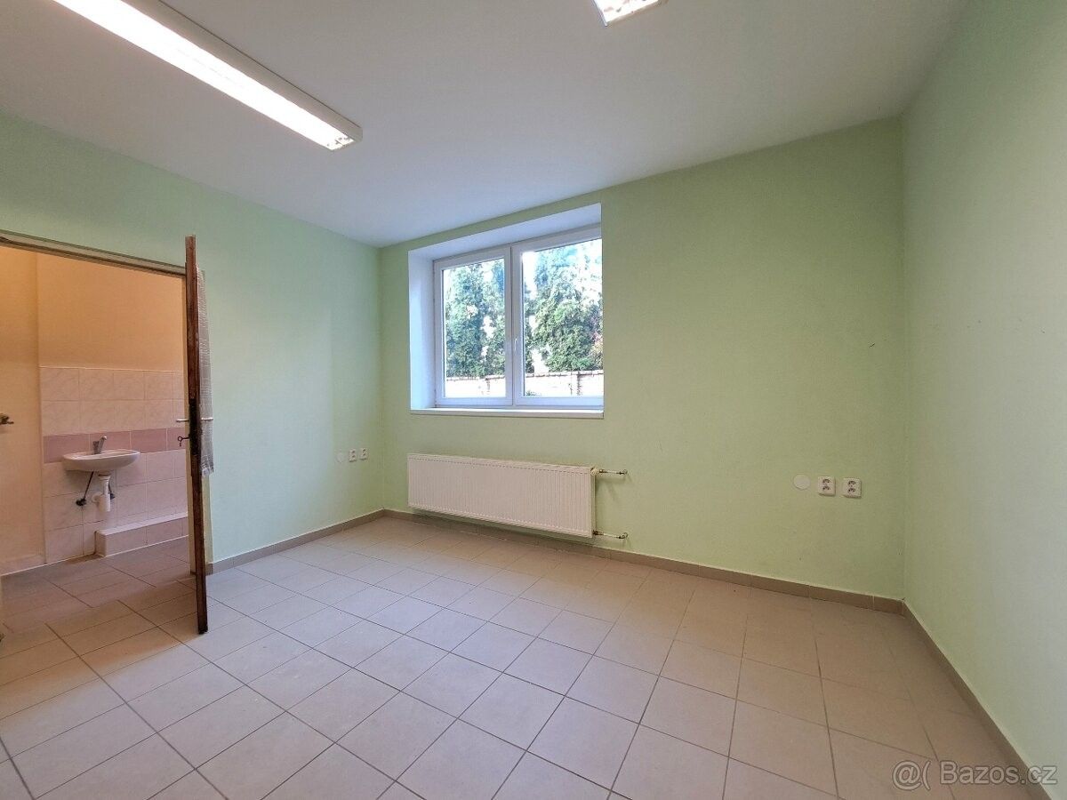 Byty, Veselí nad Moravou, 698 01