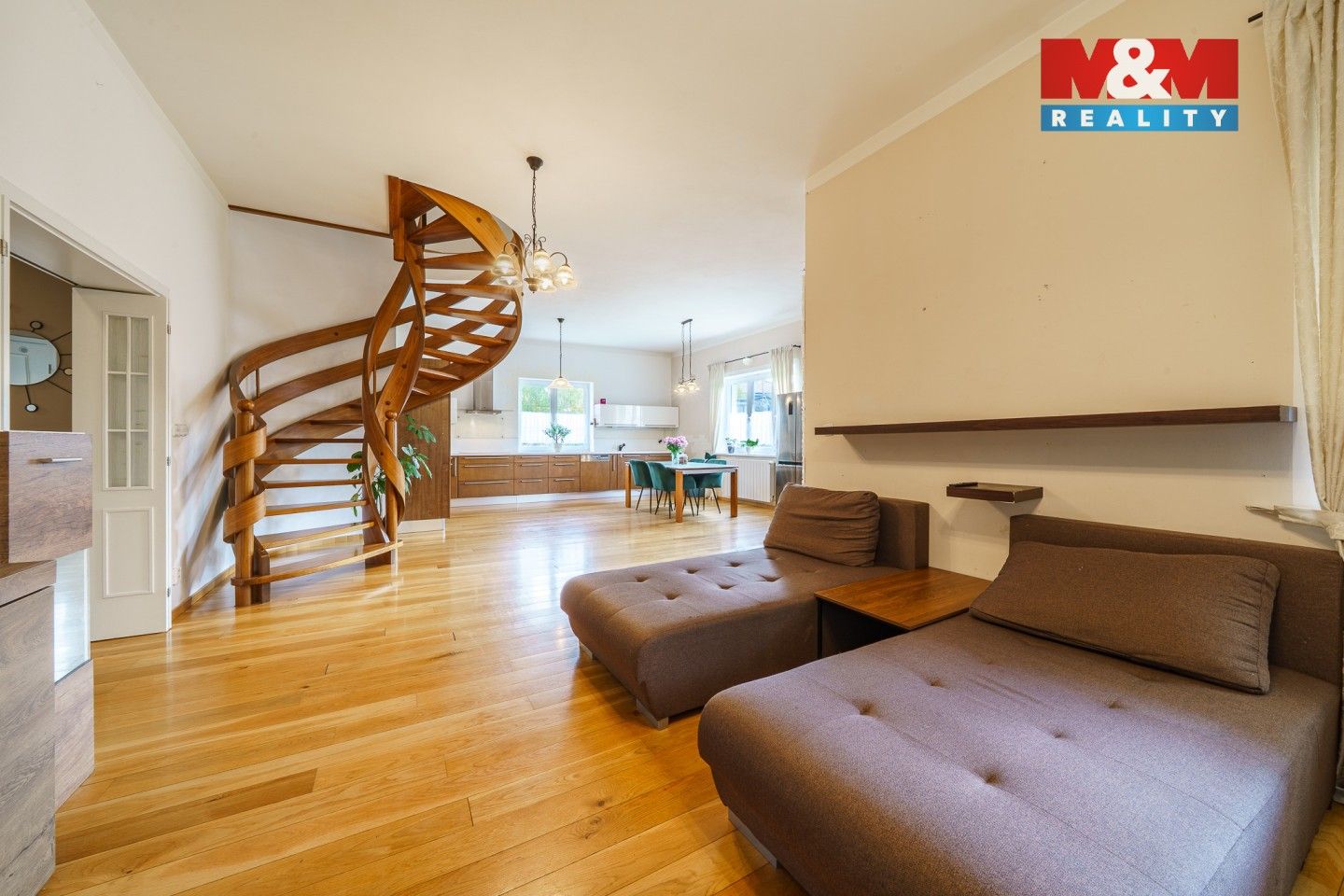 Prodej rodinný dům - Motýlí, Karlovy Vary, 244 m²