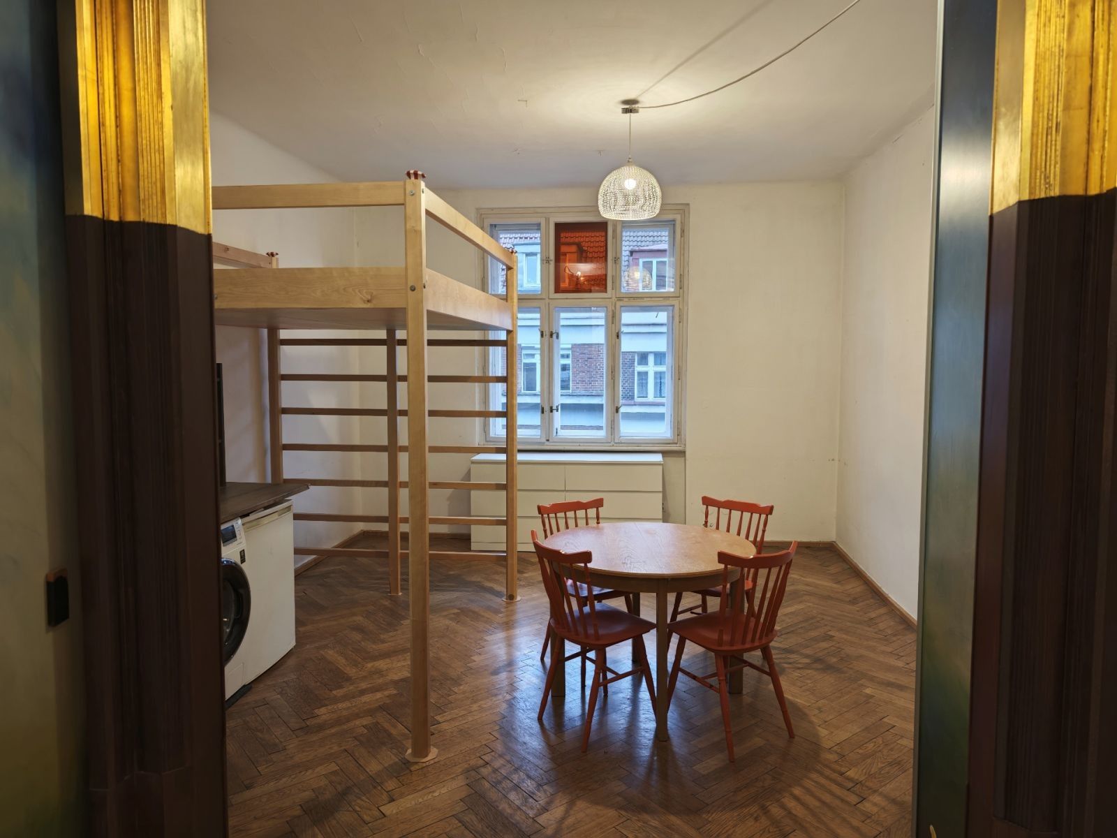 1+kk, Eliášova, Praha - Bubeneč, 27 m² - 2