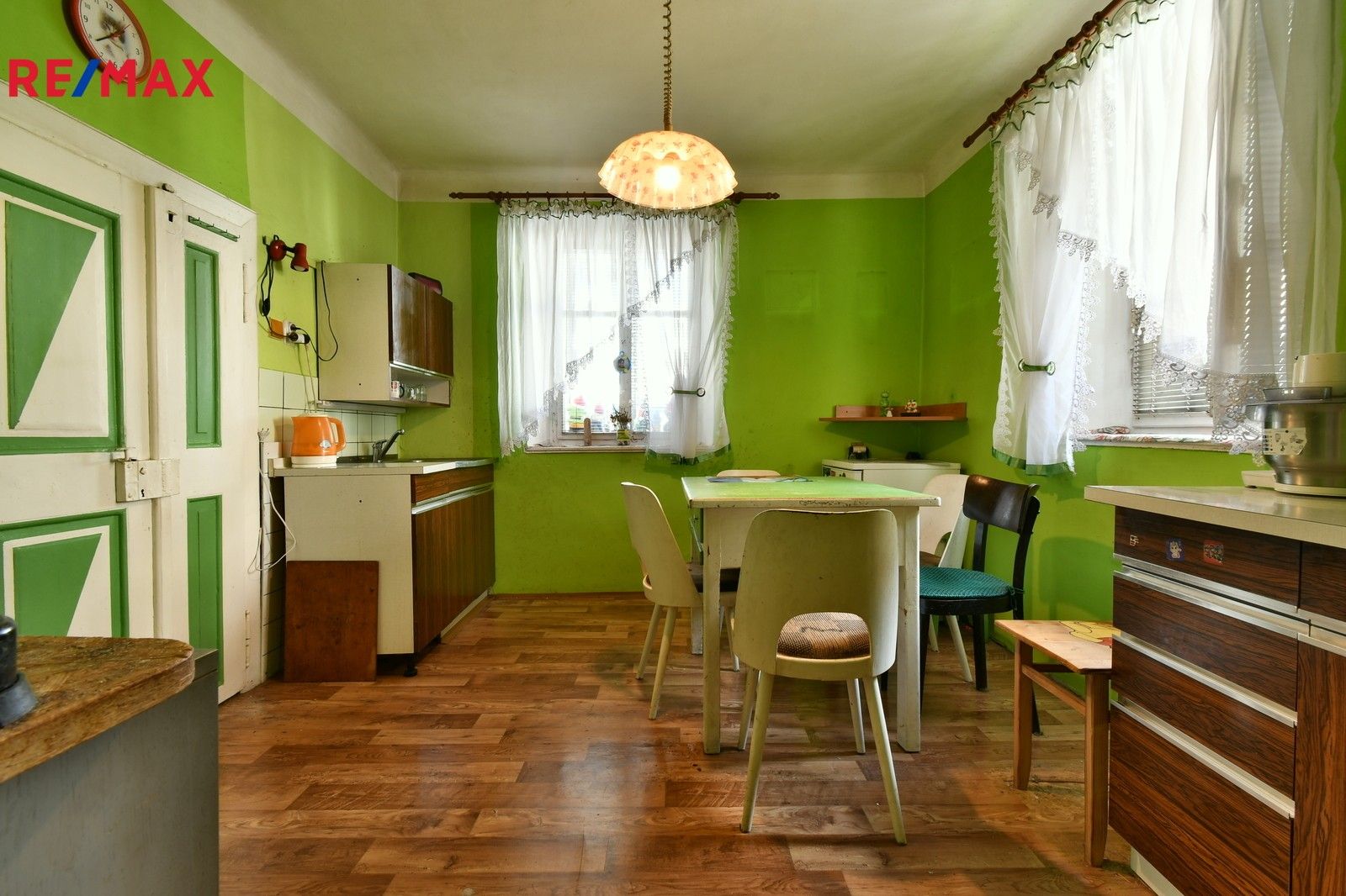 Prodej rodinný dům - Malé náměstí, Lázně Bělohrad, 82 m²