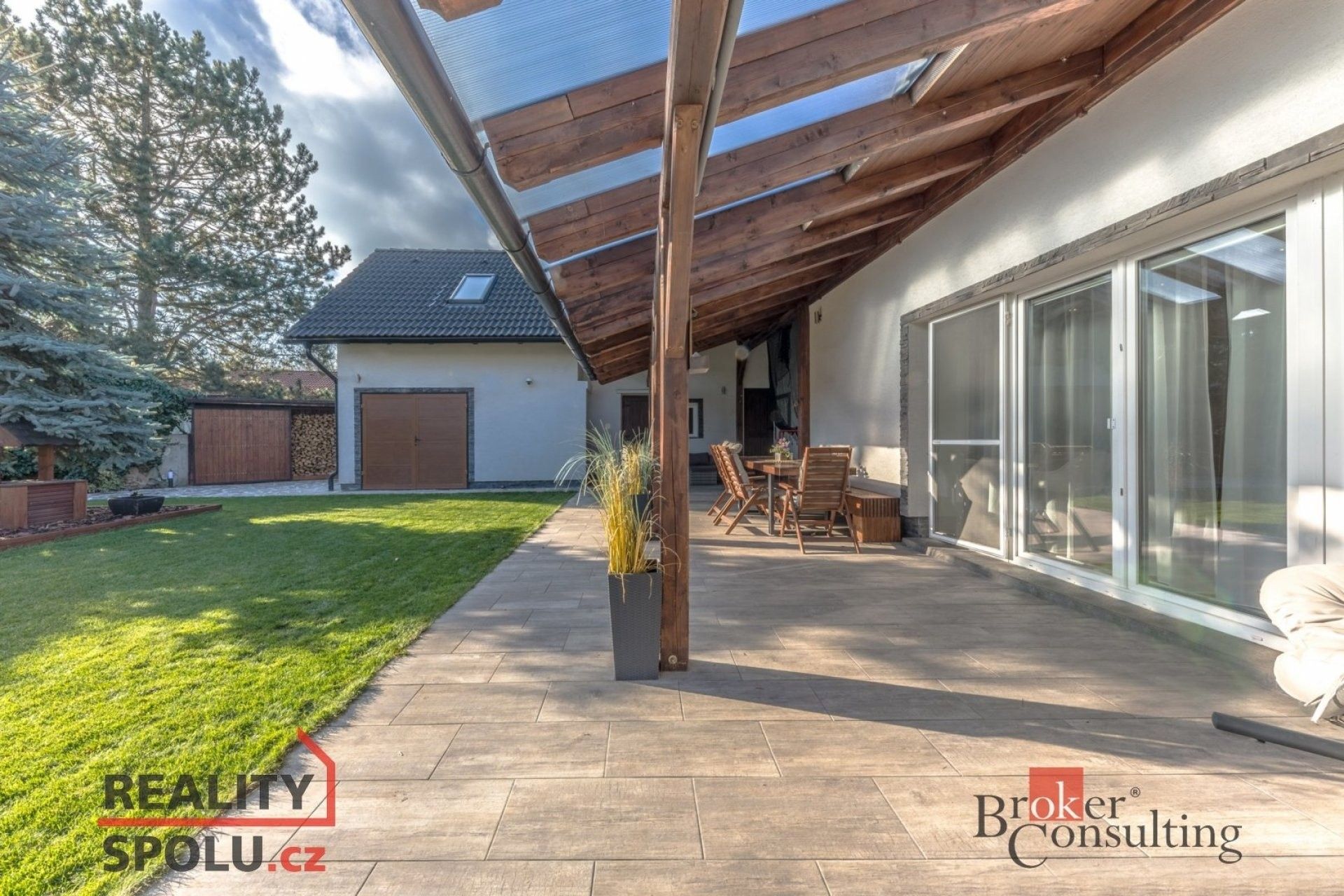 Rodinné domy, U Rybníka, Zlonín, 291 m²