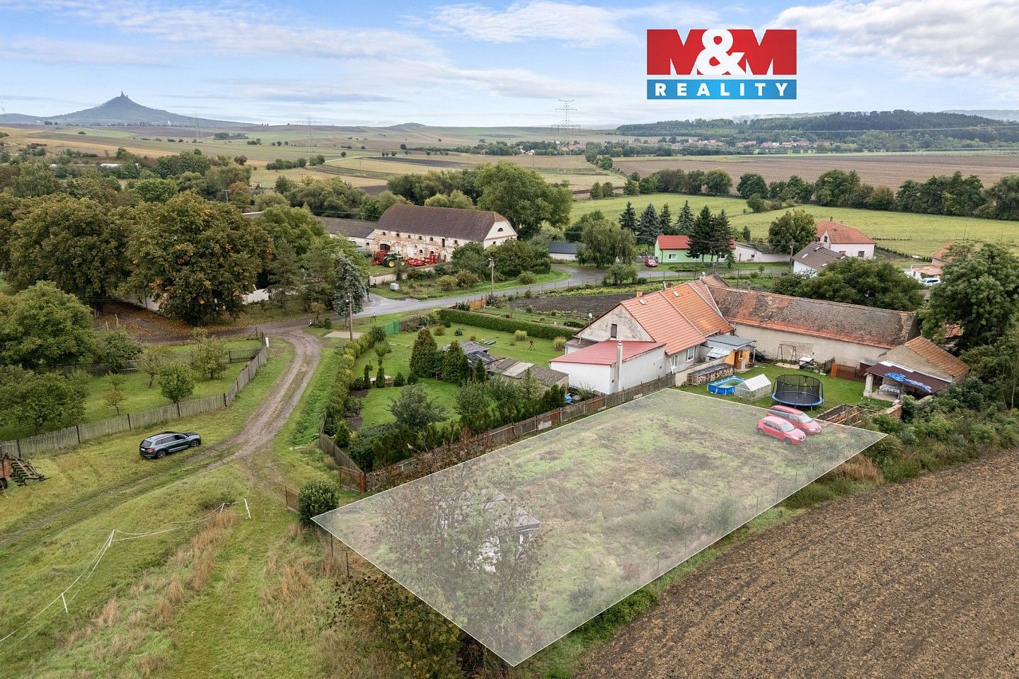Pozemek pro bydlení, 878 m²