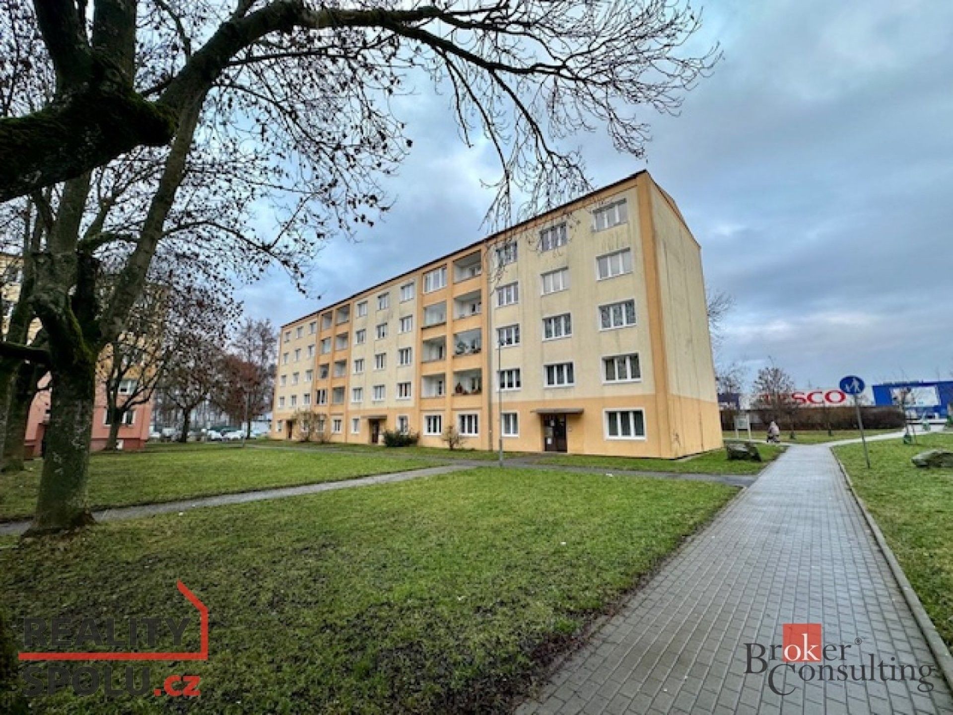 2+1, Severní, Ostrov, 57 m²