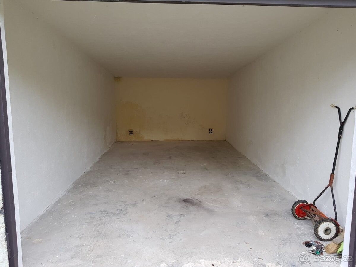 Pronájem garáž - Jihlava, 586 01