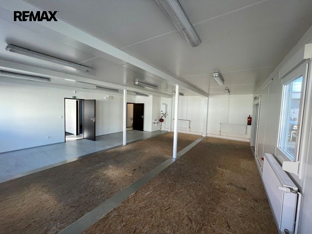Pronájem obchodní prostory - Břeclav, Jihomoravský kraj, 165 m² - 2