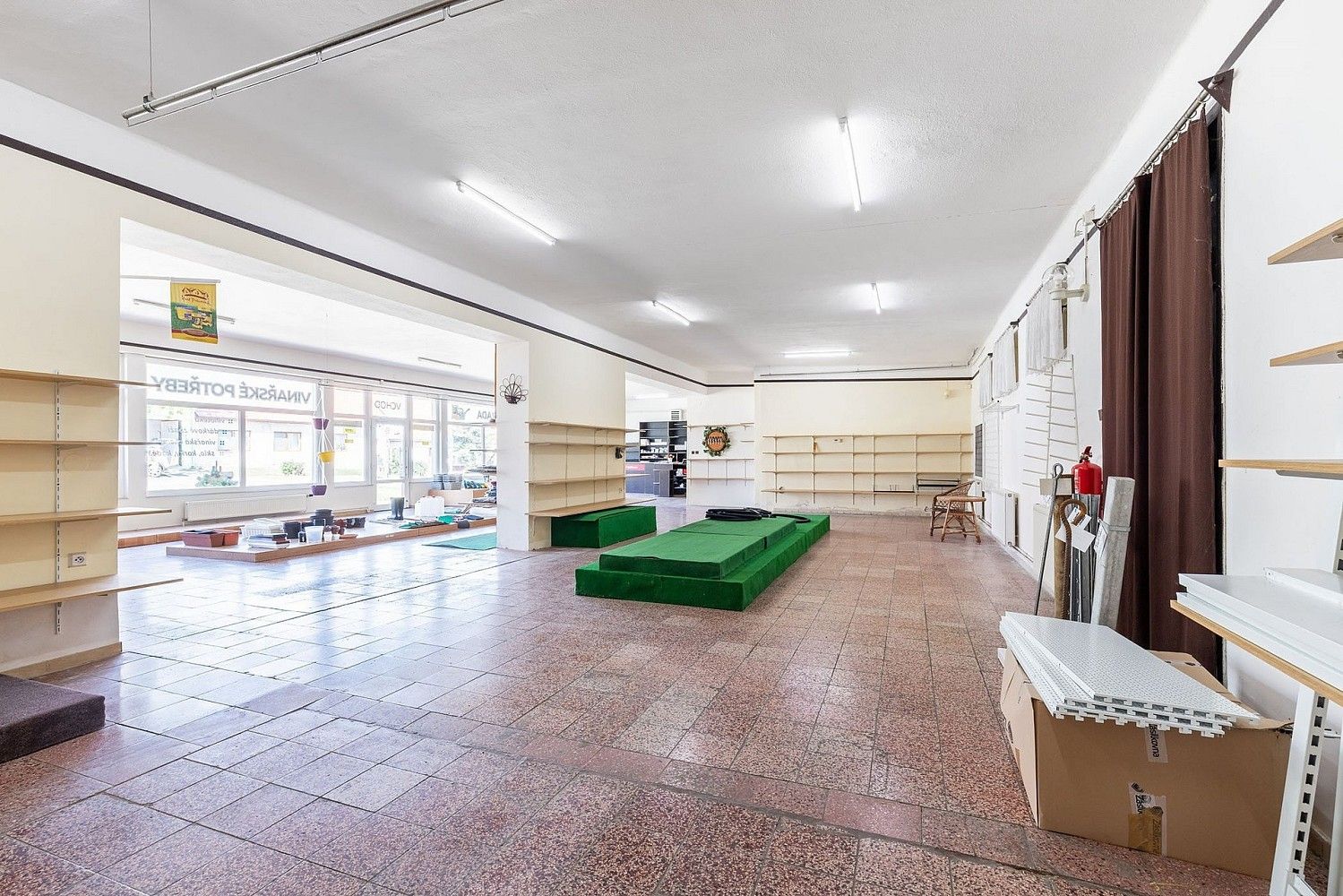Prodej obchodní prostory - Drnholec, okres Břeclav, Jihomoravský kraj, 484 m² - 5