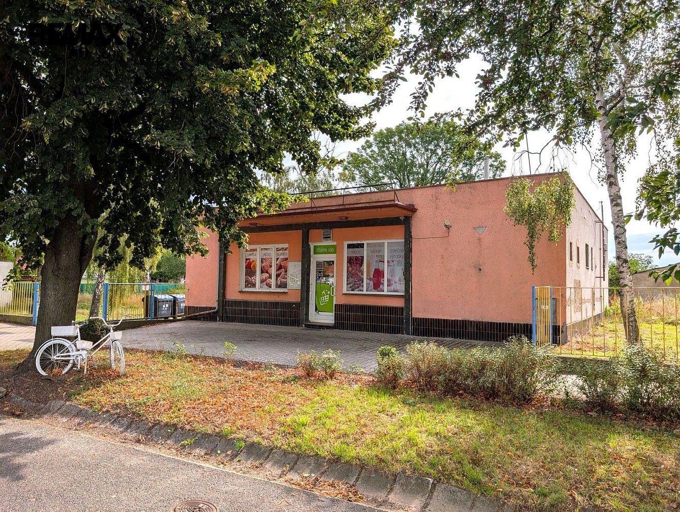 Obchodní prostory, 140 m²