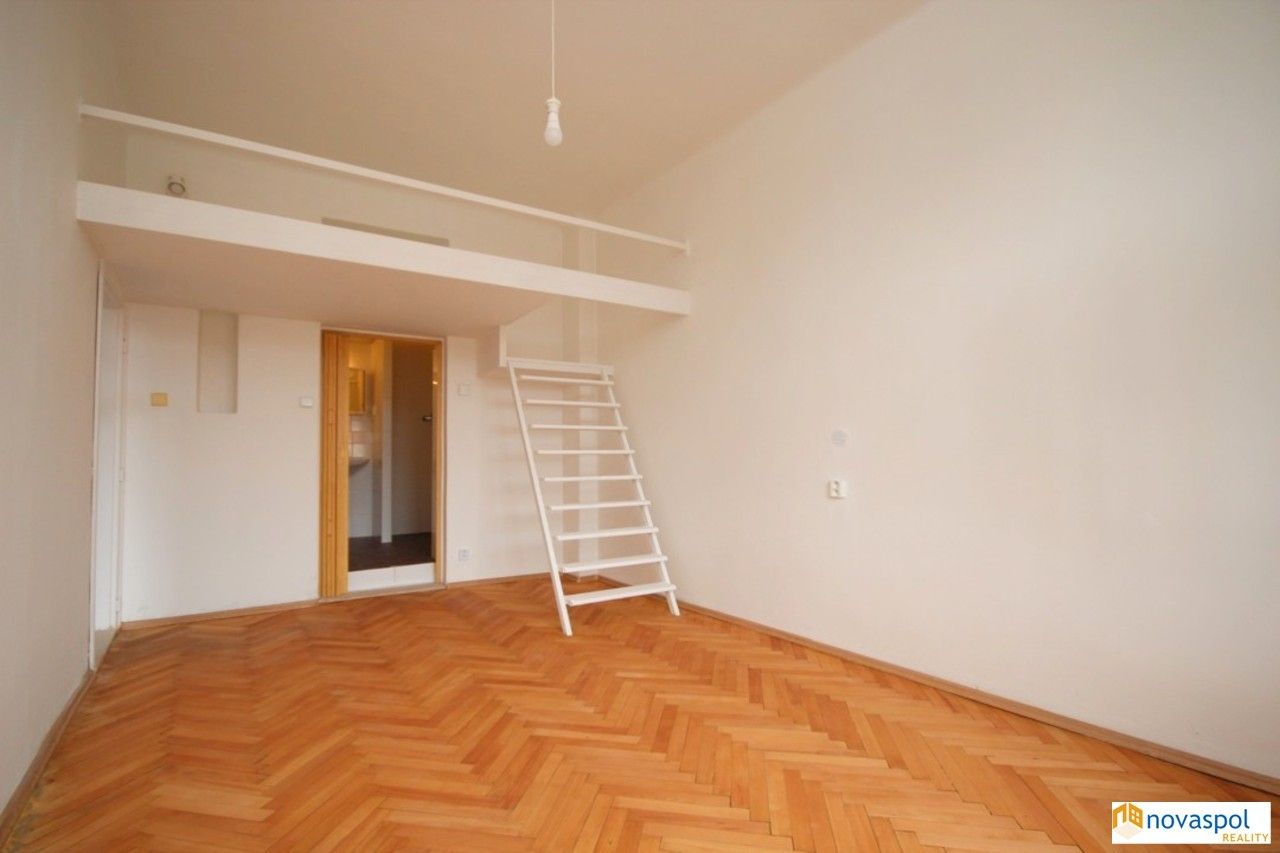 2+kk, Pod lázní, Praha, 43 m² - 2